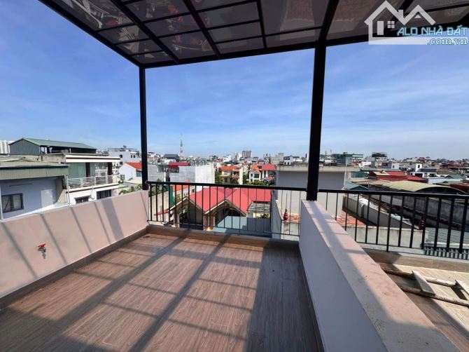 🏡 BÁN NHÀ VIỆT HƯNG – Ô TÔ ĐỖ CỬA – HƠN 7 TỶ - 2