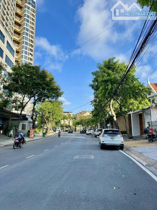 Bán Đất Xây Hầm 7 Tầng MT Nguyễn Văn Hưởng,Thảo Điền,Q2 DT:330m2(10mx33m)-Giá 132 Tỷ TL - 2