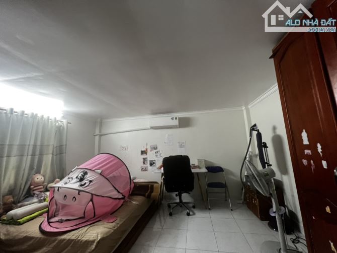 Bán nhà ngay KĐT Vạn Phúc ngang 4.21m, hẻm xe hơi, nở hậu 22 phân, giá chỉ 3.35 tỷ - 2