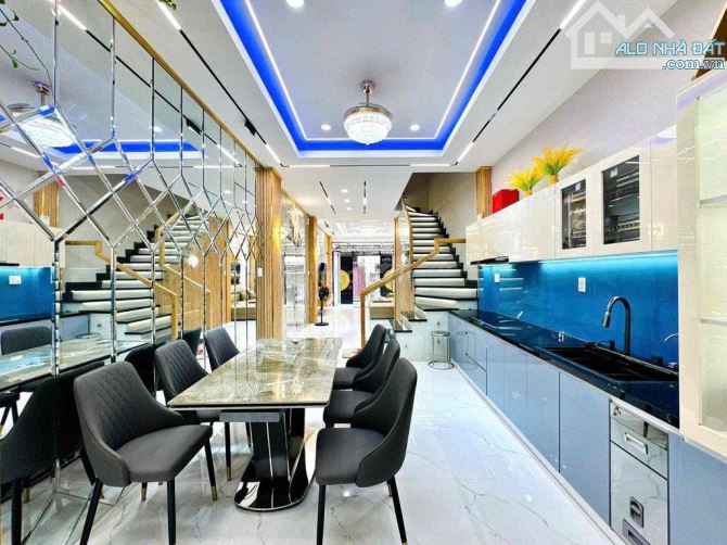 SIÊU PHẨM NHÀ XINH - SÁT MT HOÀNG VĂN THỤ, PN| DT: 3,7 X 15m | 4 Tầng+ Full NTCC - 2