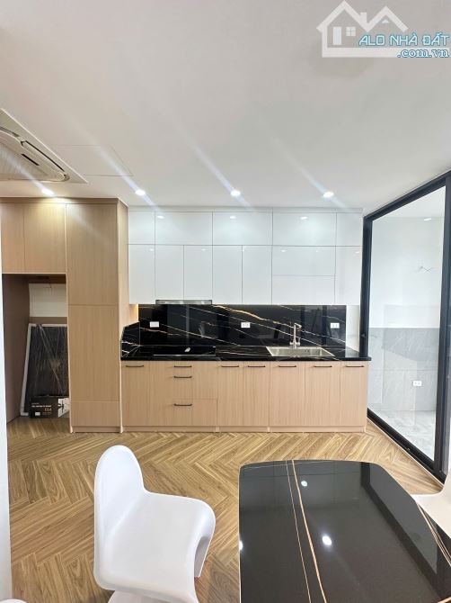 Bán căn hộ Vườn Xuân - Nguyễn Chí Thanh 99m2 3pn 2vs 9,6 tỷ Full nội thất, hướng mát - 2