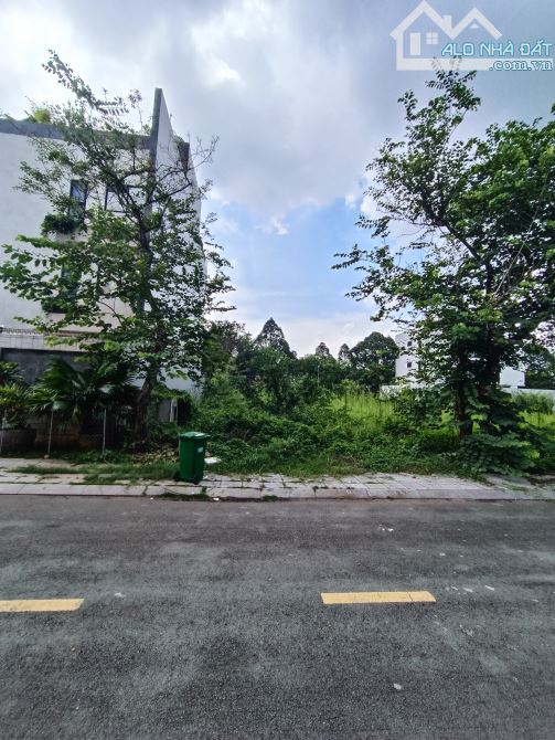 Bán Khuôn đất Villa Thủ Thiêm, Thạnh Mỹ Lợi, Quận 2, 14x22m, CTXD Hầm 4 tầng giá 105tr/m2 - 2