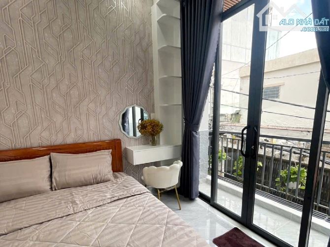 Cần bán nhà siêu đẹp 2 phòng ngủ hẻm Phạm Văn Chiêu, GV - 2