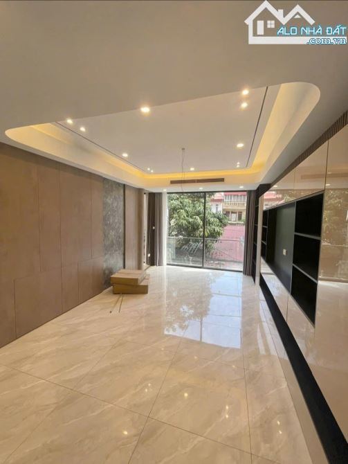 CỰC HIẾM! NHÀ HOÀNG HOA THÁM, BA ĐÌNH, 65M2, 6 TẦNG, THANG MÁY, Ô TÔ QUA NHÀ – GIÁ 9.8 TỶ. - 2