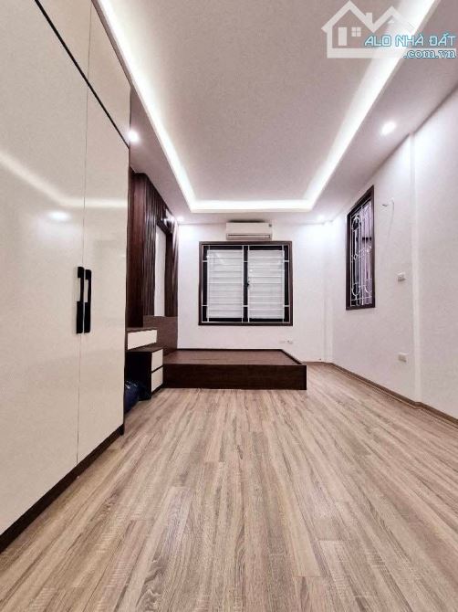 Bán nhà Xuân Đỉnh, 33m2 chỉ 7.2 tỷ, gần KDT Ciputra, ô tô đỗ, nội thất VIP, dân xây ở ngay - 2