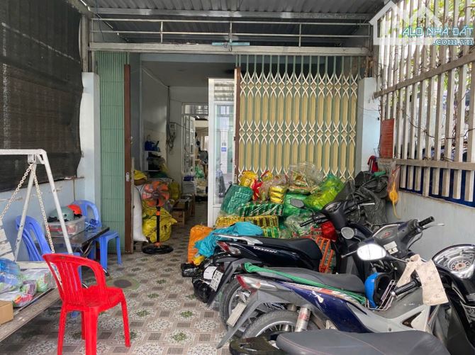 Nhà mặt tiền gần Tu Viện Khách An, đường 12m, giá chưa đến 5 đồng - 2
