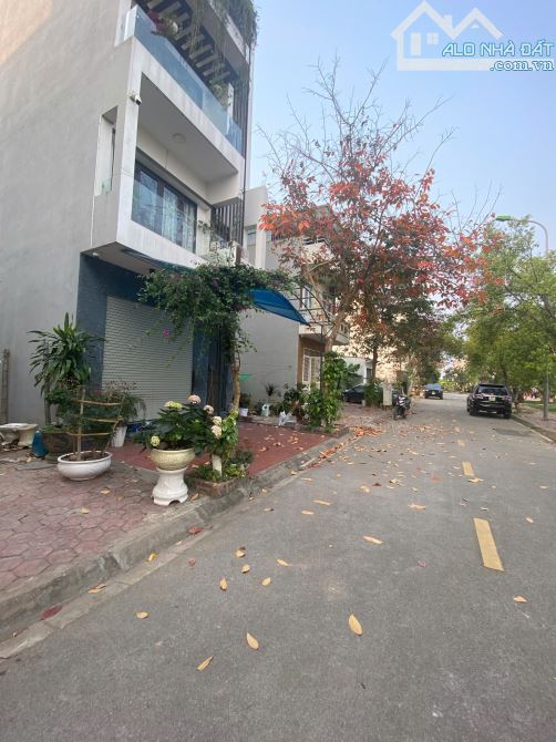 BÁN ĐẤT NHỊ CHÂU TP HẢI DƯƠNG – 200M² – PHÂN LÔ – KINH DOANH – 28 TỶ 6 - 2