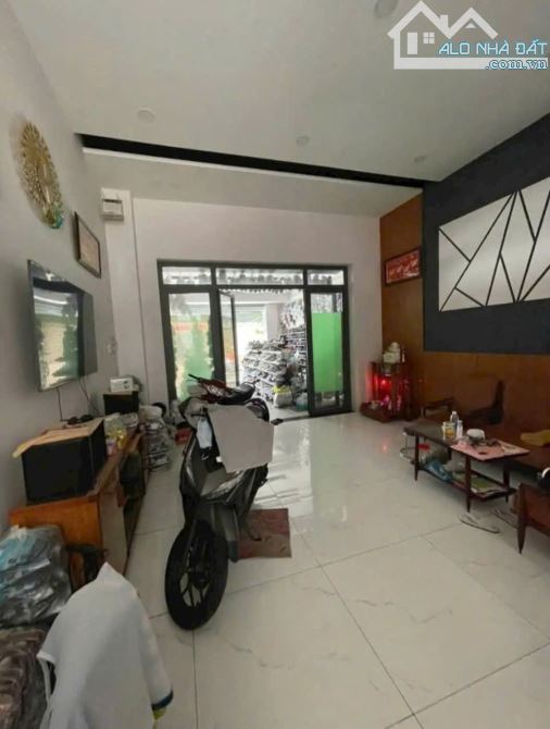BÁN NHÀ MẶT TIỀN CHU MẠNH TRINH, PHƯỜNG 8 - NHÀ 3 TẦNG x 90M2, GIÁ BÁN 13,5 TỶ - 2