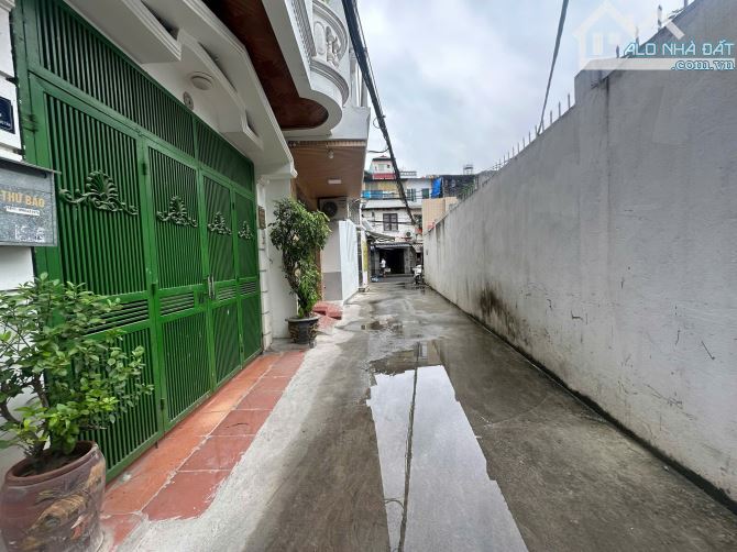 Vị Trí Đẹp- Hiếm Nhà Bán - Phố Đào Tấn - Lô Góc - Oto đỗ cửa - 40m2 - 6 Tầng - Mt 4.1M - 2