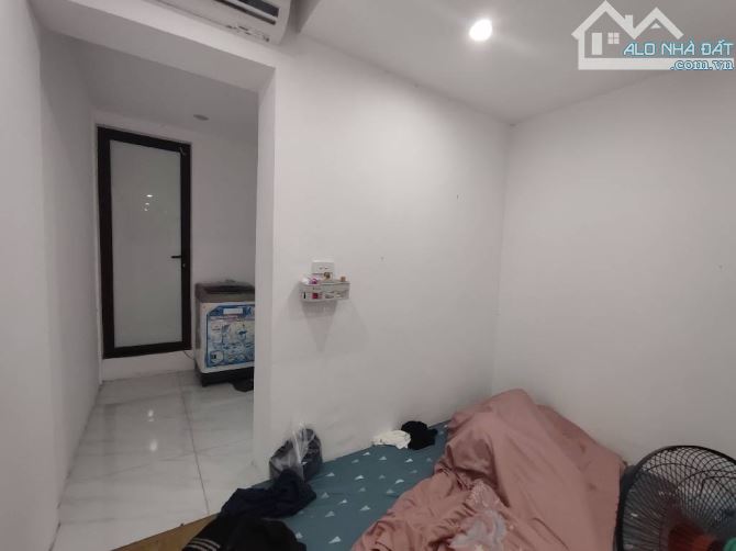 Bán căn hộ tập thể thái hà tt đống đa lô góc hai thoáng ô tô đỗ cầu thang - 2