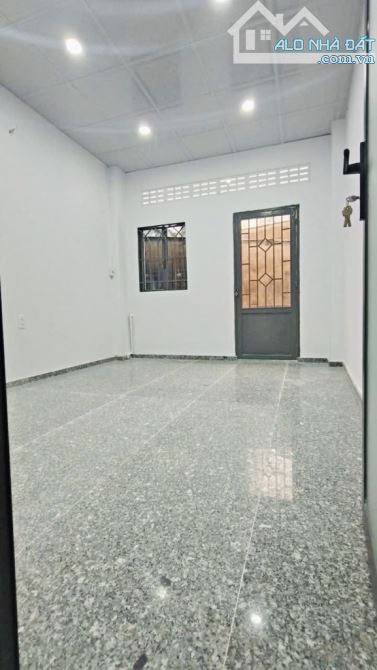 2 TẦNG GÒ VẤP - 26m² HẺM 6M - LÊ ĐỨC THỌ - nhỉnh 3 TỶ - 2