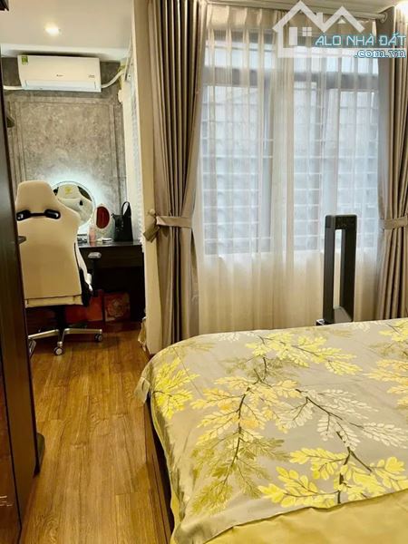 BÁN NHÀ CẦU GIẤY GIÁ 7.1  TỶ, 5 TẦNG, SỔ ĐỎ RIÊNG - NGÕ NÔNG, GẦN MẶT PHỐ NGUYỄN KHANG - 2