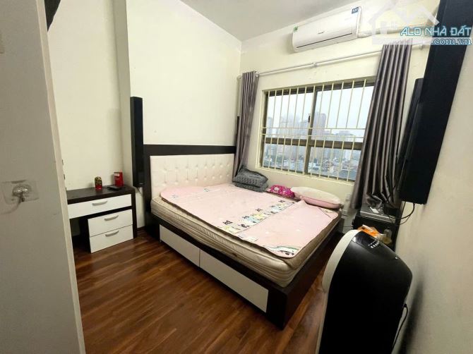 Chuyển công tác cần bán gấp căn 3 ngủ 83m toà CT6 Xa La - Hà đông giá chỉ 4.x tỷ - 2