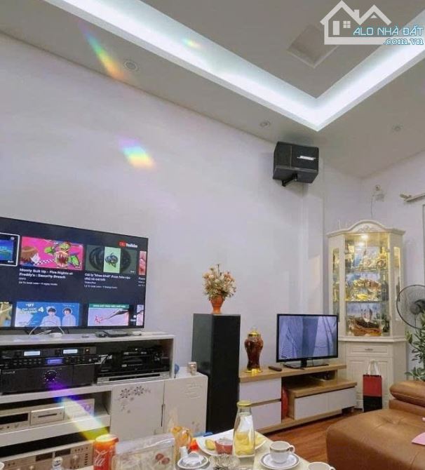 Bán nhà 52m2, 5T Vũ Ngọc Phan Đống Đa – MT 4m, Lô góc 3 thoáng, ngõ thông ô tô. 12.2 tỷ - 2