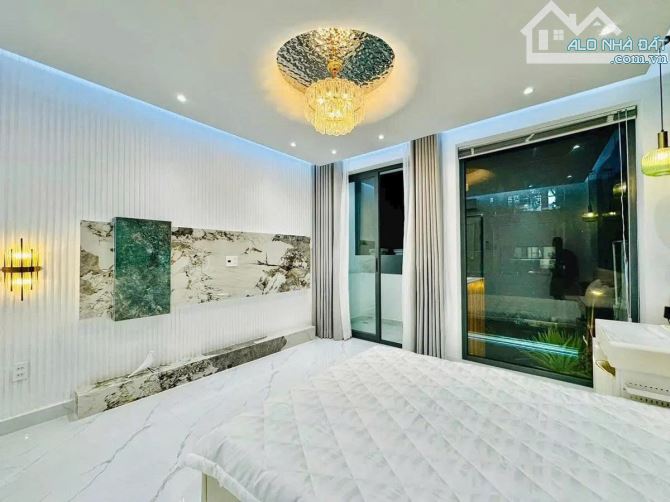 Bán Nhà Hoàng Quốc Việt Cầu Giấy. Ô Tô. KD. Thang Máy. 34m 5 Tầng. Giá 9.5 Tỷ - 2