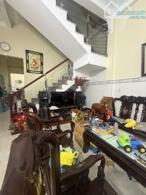 Nhà kiệt oto Lê hữu Trác - Gẫn biển mỹ khê. Đà Nẵng - 2