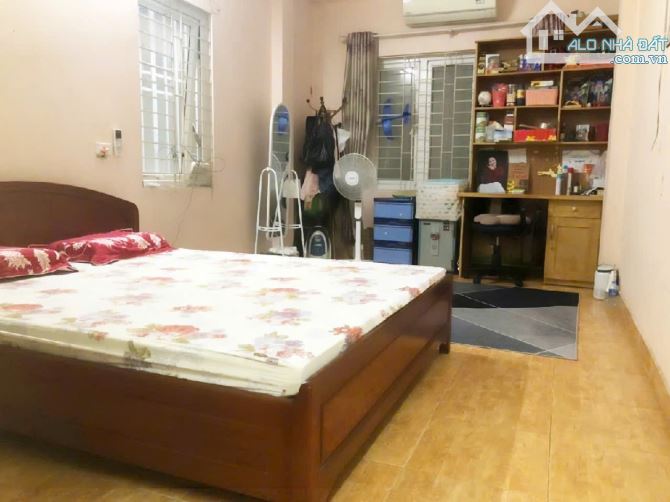 Hiếm!Chỉ 6 tỷ nhỉnh 35M dân xây lô góc Phú Mỹ , ngõ rộng thoáng gần ô tô đã đầy đủ đồ - 2