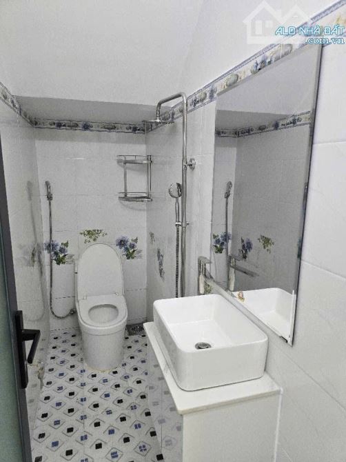 🆘ĐANG CHO THUÊ 10Tr/T - CẦN TIỀN LO VIỆC GĐ BÁN GẤP NHÀ 2 TẦNG(4,2 x 20m)💰Chỉ 4.2 TỶ(TL) - 2