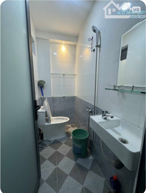 Bán nhà đẹp Phạm Thế Hiển, P.5, Q.8, DT: 3.5 X 9, hai tầng, giá 4 tỷ 5. - 2