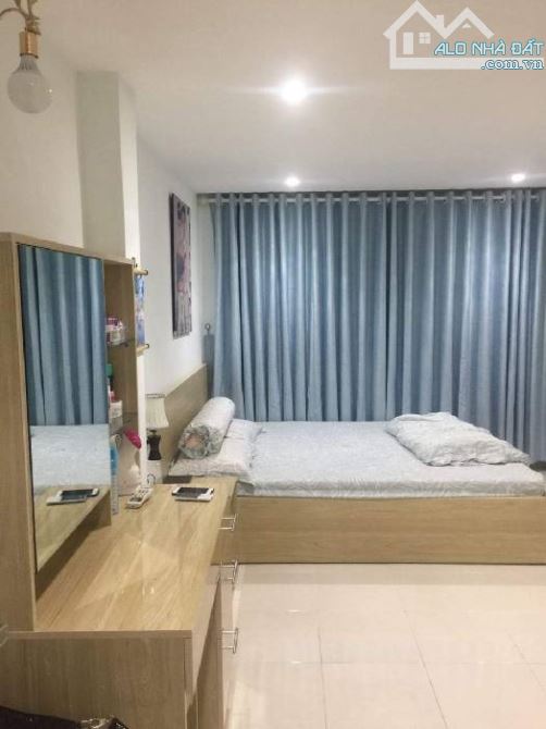 Bán nhà Tô Hiến Thành Q.10, 5 tầng, có ban công và sân thượng, sổ đẹp, nhỉnh 5 tỷ - 2