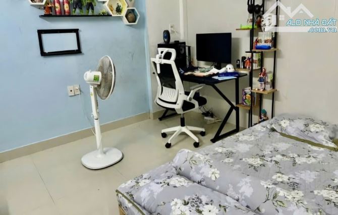Nhà 50m2, Mặt tiền 4,8m, 2.5 Tầng ô tô tránh ngõ Đoàn Nguyên Tuấn, Trần Hưng Đạo - 2