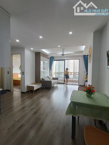 Bán chung cư Khu đô thị Trung Hòa Nhân Chính - Giá 5.35 tỷ  - Đường Lê Văn Lương, Tố Hữu - 2