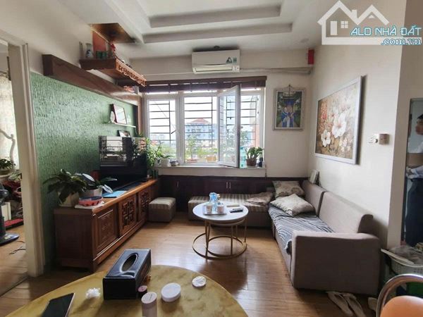 Bán chung cư Trần Quý Kiên giá 4.88 tỷ - Cầu Giấy, Hà Nội - sổ đỏ riêng - 2 phòng ngủ - 2