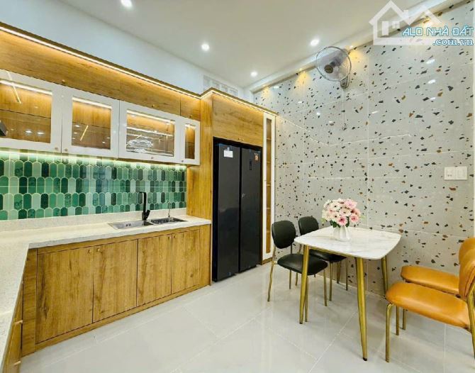 Nhà Gò Vấp 4 tỷ 98 hẻm thông 3 tầng 3 phòng ngủ SHR Nguyễn Tư Giãn Phường 12 - 2