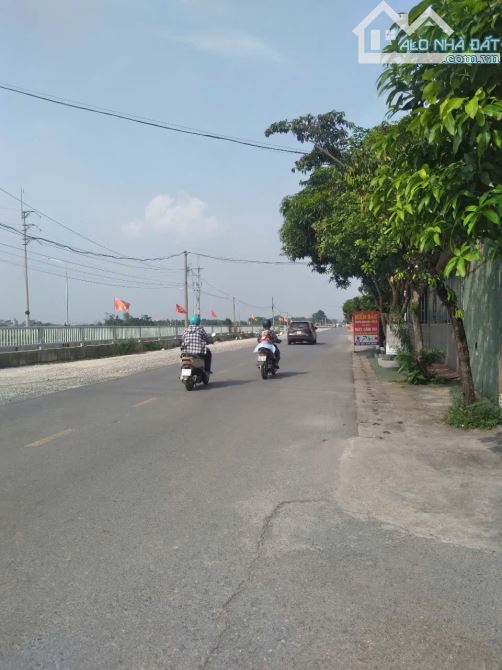 5,4 tỷ ⭐⭐⭐  bán lô đất thổ cư Làng Chè liên bão tiên du Bắc Ninh  DT 144m2 MT 12m . - 2