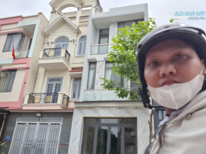 BÁN NHÀ 1 TRỆT 2 LẦU - 64M2 - HOÀN CÔNG - P. BÌNH AN,  DĨ AN - 5 TỶ 8 - 2