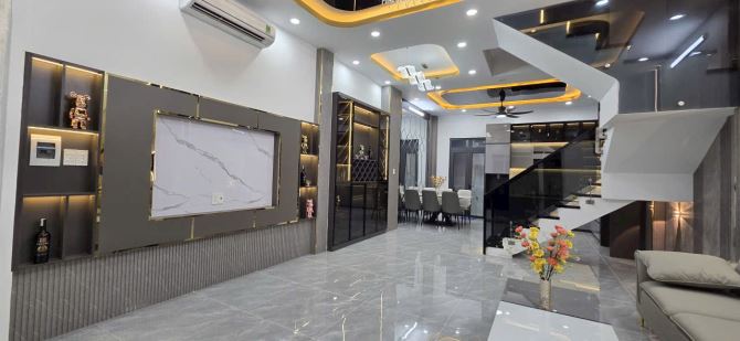 Nhà đẹp long lanh - Mới full nội thất 3 tấm giá chỉ nhỉnh 5 toi - 2