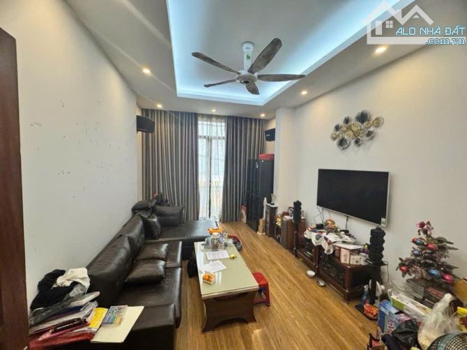 Hoàn Kiếm * Mặt Phố Kinh Doanh – 5 Tầng Ôtô Lùi Nhà – Sổ Nở Hậu 9,78 Tỷ ( có thương lượng - 2