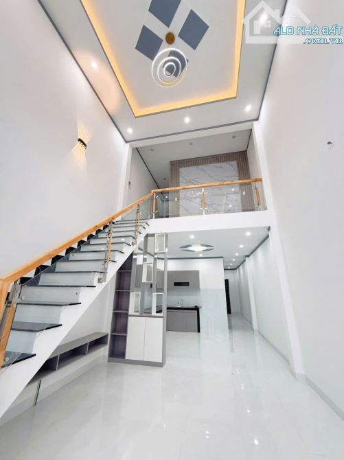 NGỘP NẶNG CHỦ CẦN BÁN GẤP NHÀ GÁC LỬNG - BÌNH LỢI - VĨNH CỬU - 2