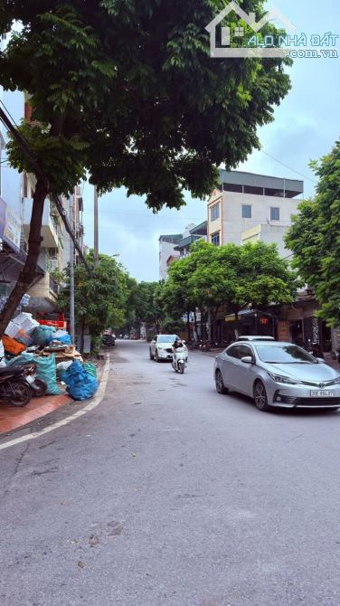 Bán đất KĐG Kiến Hưng 50m2 mt 4m chỉ hơn 12 tỷ plô vỉa hè ô tô kinh doanh - 2