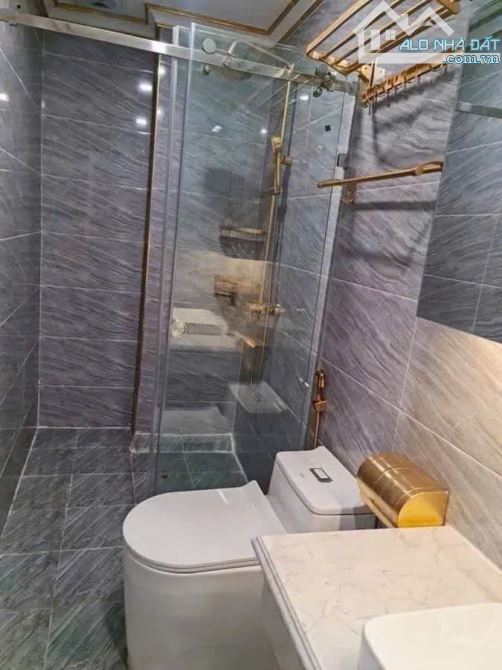Mặt phố Phú Diễn 55m2 xây 5 tầng, vỉa hè, ô tô tránh, kinh doanh giá chỉ 18 tỷ 500tr - 2