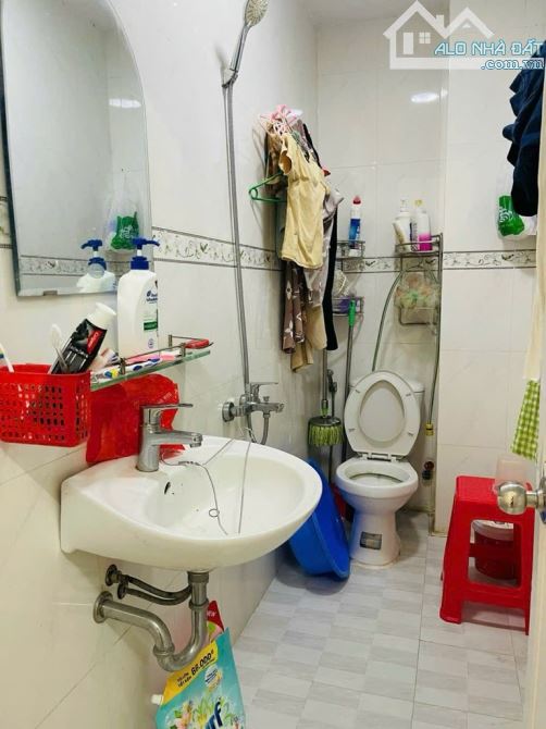 Nhà bán, 3 Tầng, DT: 50m2, Giá 5,45 Tỷ - Đ.Trường Lưu - P. Long Trường, Q9- Tp Thủ Đức - 2