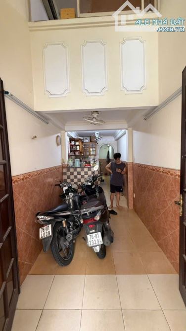 BÁN NHÀ HẺM LÊ THỊ BẠCH CÁT, QUẬN 11, 25M2 - 2