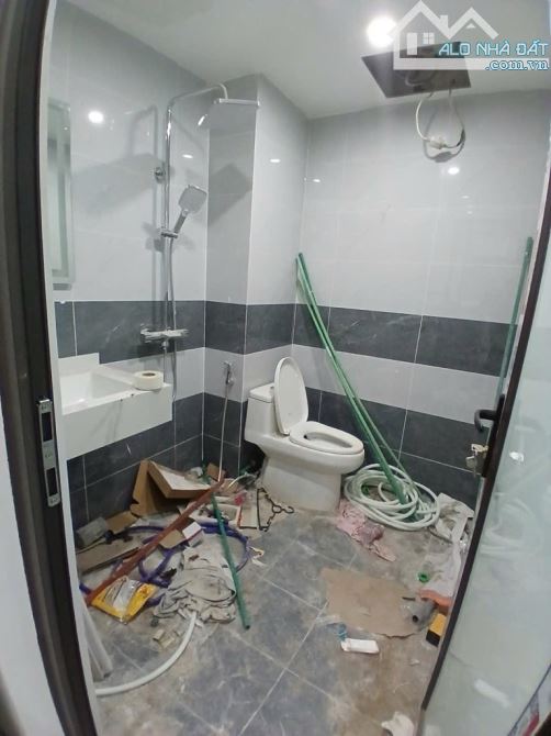 🏡 Bán nhà phân lô quân đội – 38m² – 6 tầng mới – 4 phòng khép kín – Giá 8,8 tỷ - 2