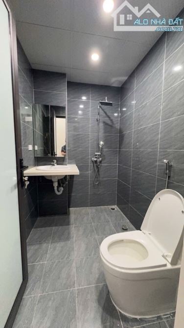 BÁN CĂN HỘ DÒNG TIỀN ĐƯỜNG VÕ CHÍ CÔNG, NGHĨA ĐÔ, CẦU GIẤY, 58M2 4 TẦNG, GIÁ 9,5 - 2