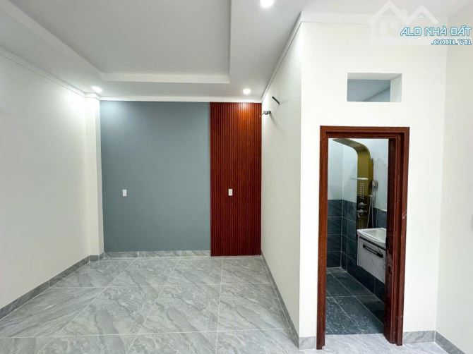 Bán nhà 3 Tầng Trung Tâm Biên Hòa,SHR hoàn công,đường 2 ô tô,gần Cầu Hang - 2