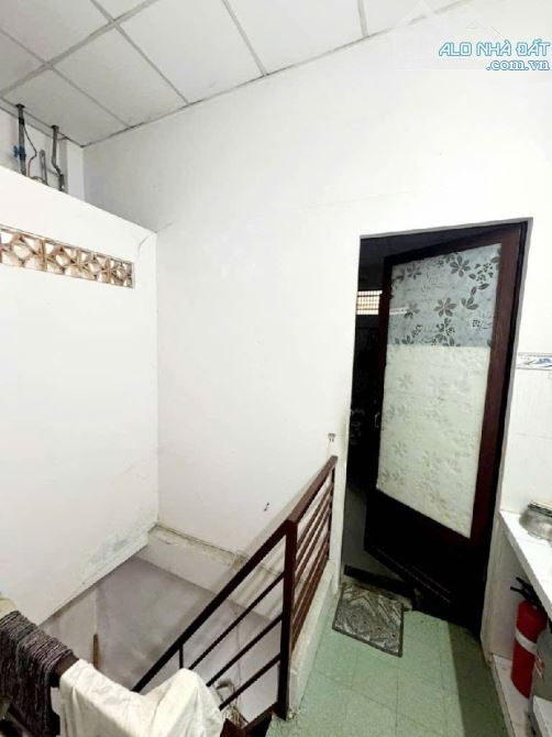 Bán Gấp Nhà Dương Bá Trạc - 62m², 3 Tầng - Chỉ : 6,8 tỷ Thương Lượng - 2