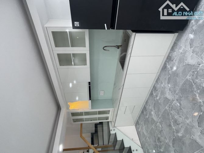 NHÀ MỚI VÀO Ở NGAY - HẺM XE HƠI - MINH PHỤNG – P.5 - QUẬN 6. -DT: 36M2 -  6 TỶ 5 - 3