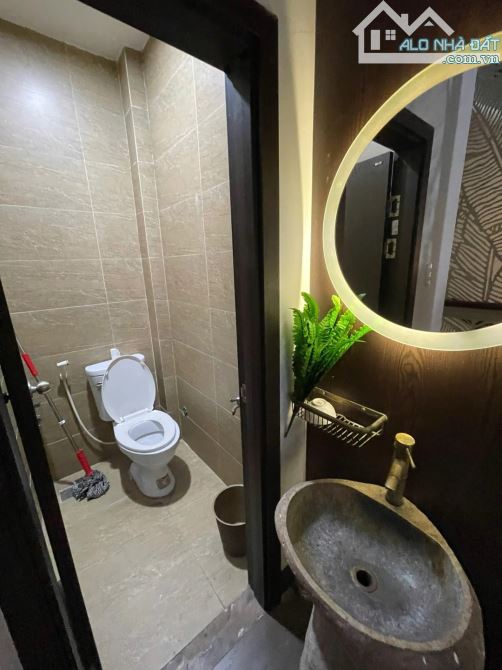 💥💥MT 4 TẦNG NGUYỄN CHÍ THANH - KHU KINH DOANH SẦM UẤT- PHÙ HỢP CHUYỂN ĐỔI TOÀ CĂN HỘ - 3