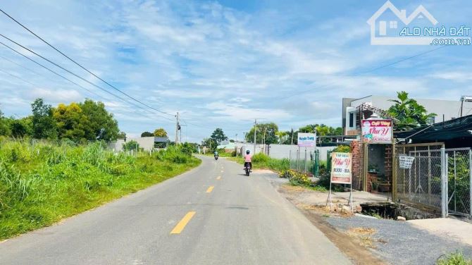 👉LÔ GÓC HAI MẶT TIỀN ĐƯỜNG NGUYỄN HUỆ - HUYỆN ĐẤT ĐỎ -BRVT  -Diện Tích :110m2 - 3
