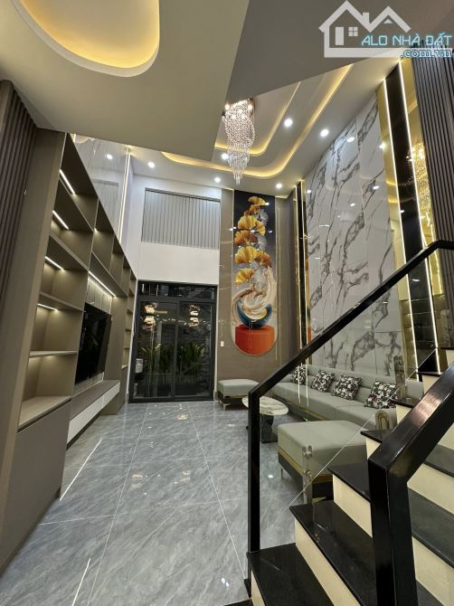 SIÊU PHẨM THẠNH LỘC 31, ĐƯỜNG XE HƠI, NGANG RỘNG 4.5M, FULL NT CAO CẤP - 3