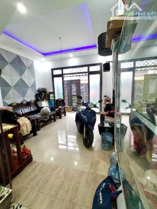 BÁN NHÀ HẺM Ô TÔ1/ LÊ VĂN QUỚI - NGANG 4.5M X 12M _ GIÁP TÂN PHÚ - CHỈ 5.7 TỶ ❤️ - 3