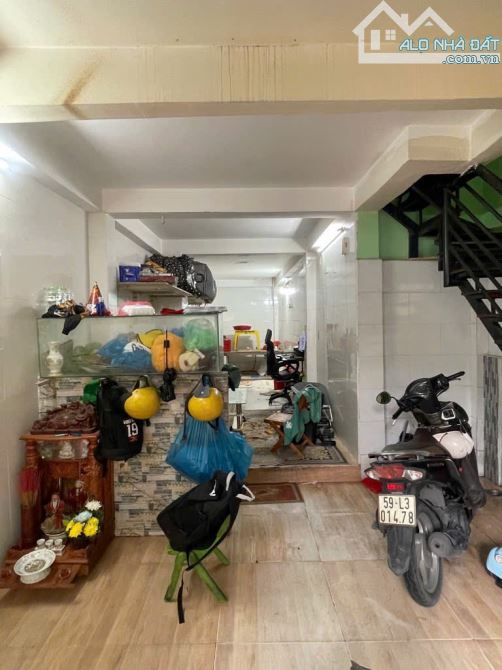 Bán Rất Gấp Nhà Phố 3 Tầng Giá 4,3 Tỷ  Lê Đức Thọ P 13 Quận Gò Vấp - 3