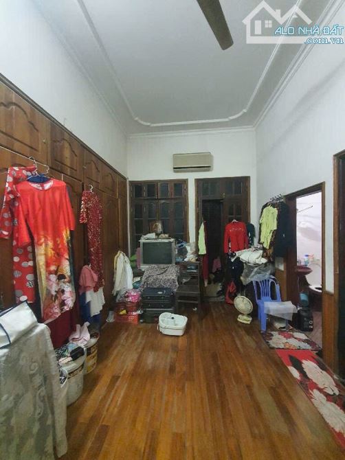 CHÍNH CHỦ BÁN NHÀ MẶT PHỐ ĐỘI CẤN, Ô TÔ 2 CHIỀU - LÔ GÓC - VỈA HÈ RỘNG - DT 114 m² - 65 TY - 3
