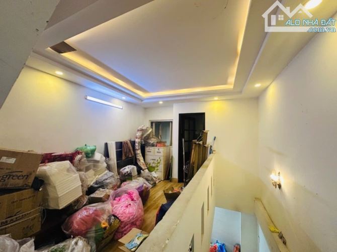 BÁN NHÀ QUẬN 3 HXH 50M2 5 TẦNG NGANG 4M 5 PN CHDV HẺM THÔNG LÊ VĂN SỸ 7.8 TỶ. - 3