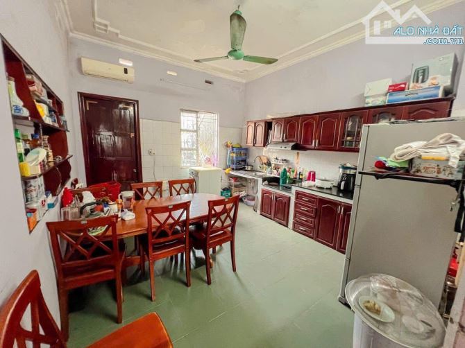 1 căn duy nhất Nguyễn Khang 5 tầng 55m2 ô tô vào nhà 30m ra mặt phố ngõ thông cho thuê, KD - 3